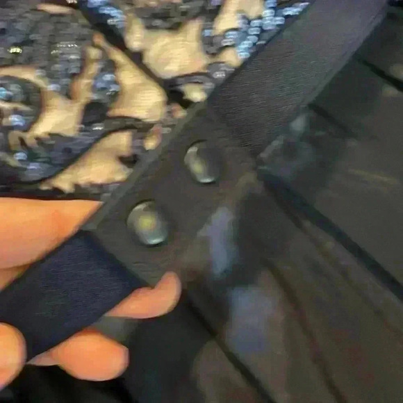 Vince Camuto, navy ball gown, size 4 - Picture 6 of 13